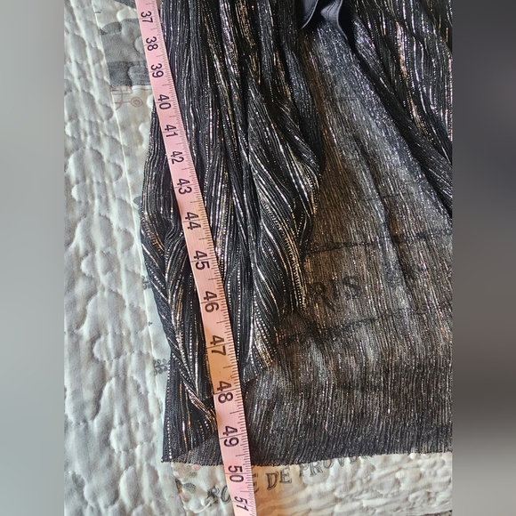 All in Favor Metallic Black Gold Striped Midi Dress Size M - Picture 11 of 11